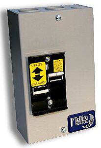 Midnite Solar MNTRANSFER-30A 30 Amp 240 Volt Dual AC Manual Transfer Switch - AltE Store
